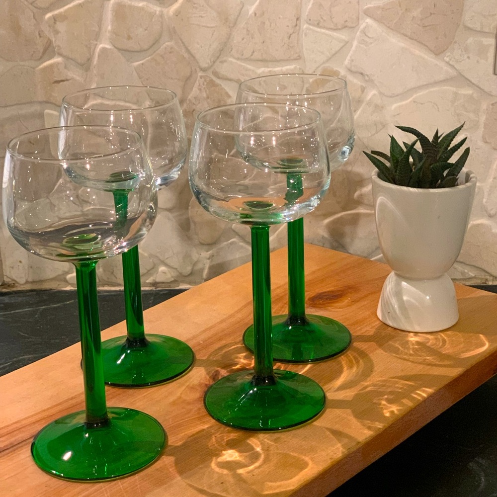 LUMINARC | Set of 4 | Green Stemmed Glasses